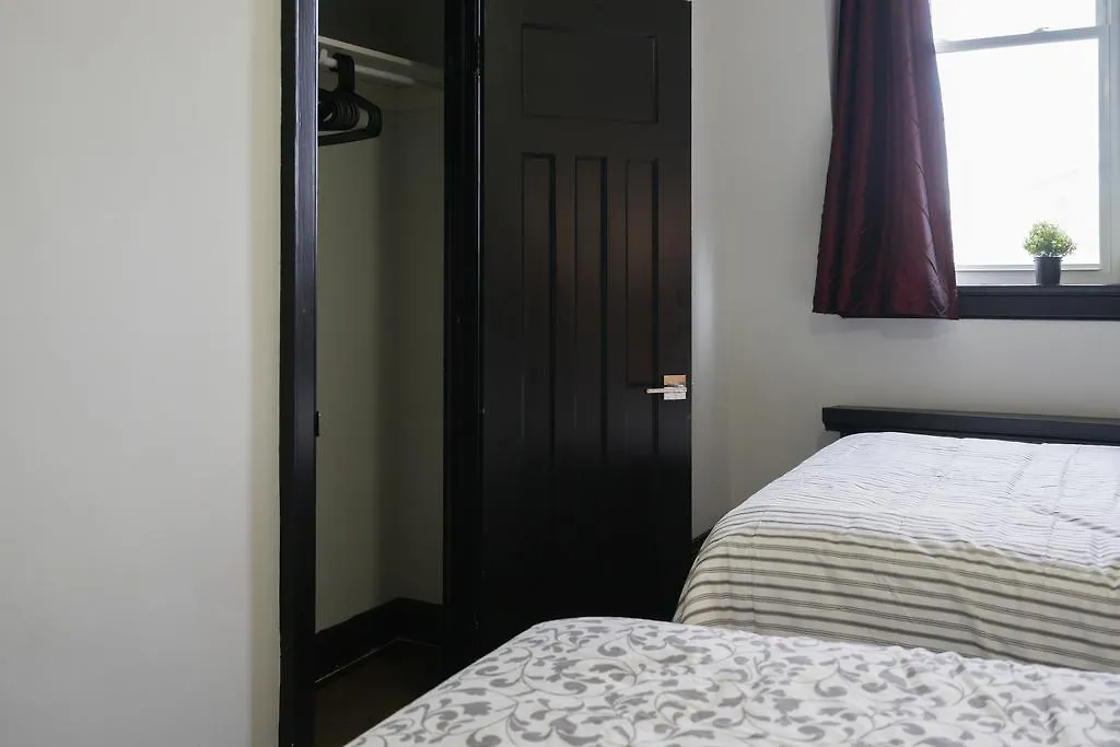 Applewood Suites - Queen West Loft Toronto