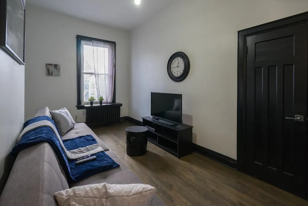 Applewood Suites - Queen West Loft Toronto 0*,  Canada